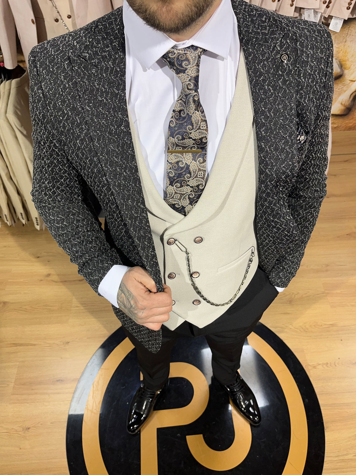 Dobey - Black/Light Beige 3 Piece Suit