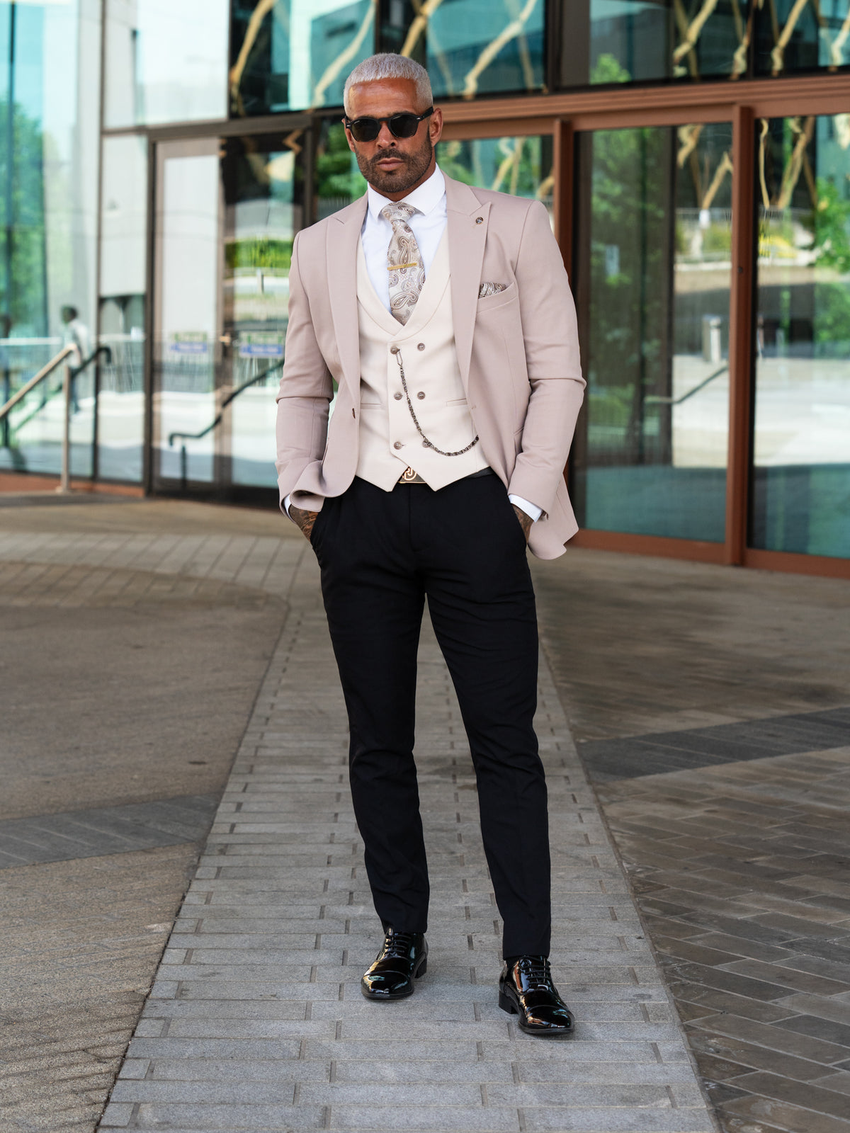 Kraven - Light Taupe 3 Piece Suit