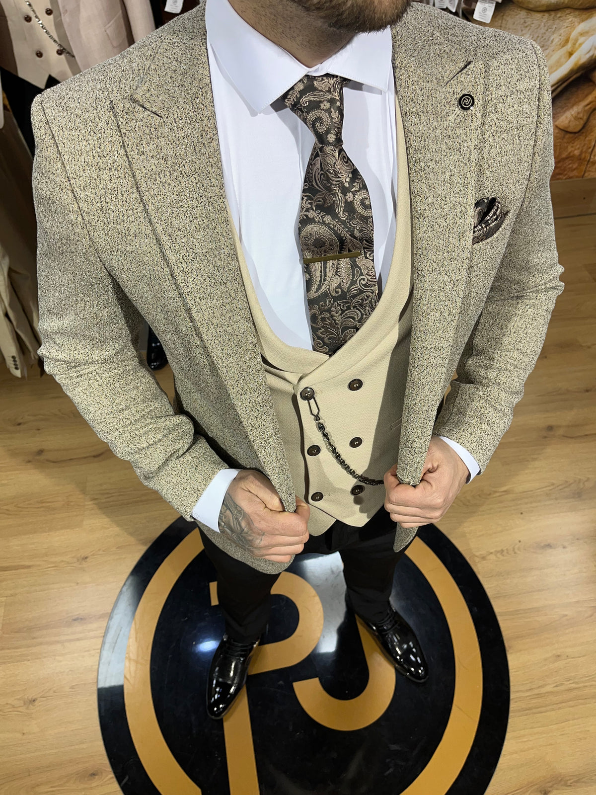 Humphries - Beige/Cream 3 Piece Suit