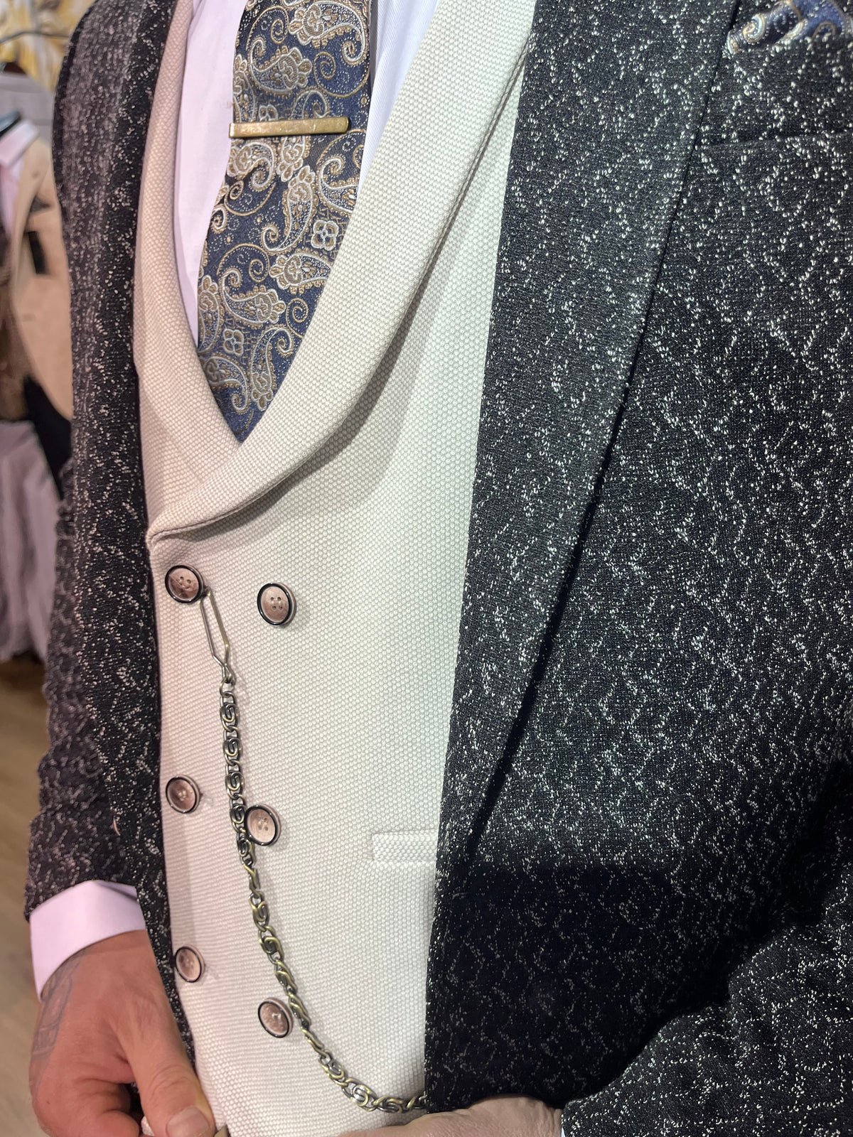 Dobey - Black/Light Beige 3 Piece Suit