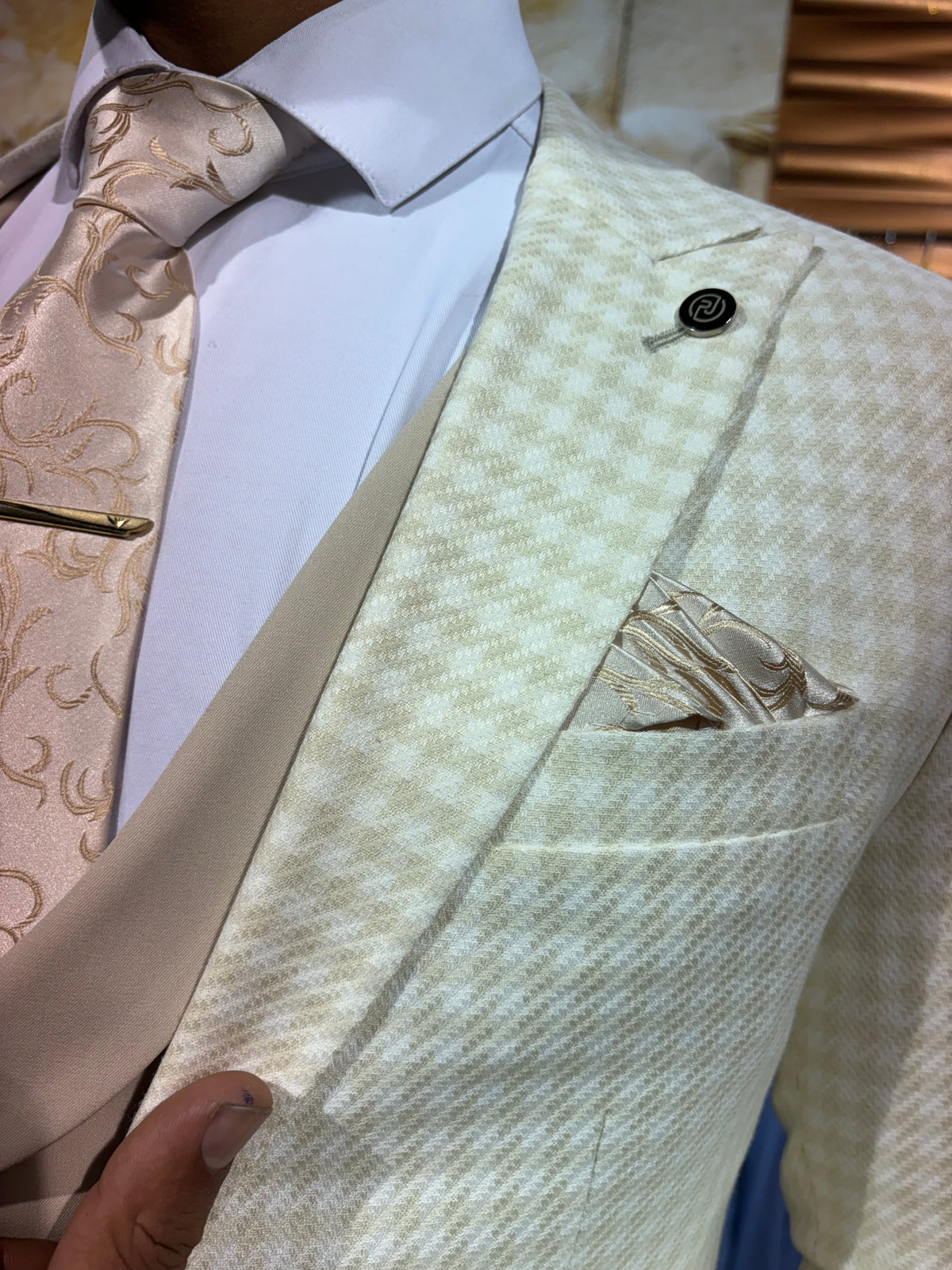 Havertz - Light Cream 3 Piece Suit