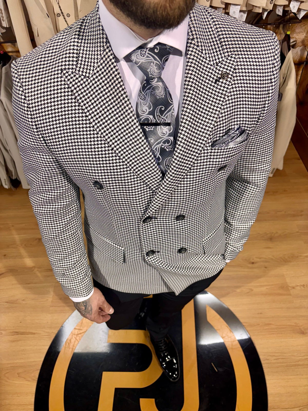 Kensington - Black/White 2 Piece Suit