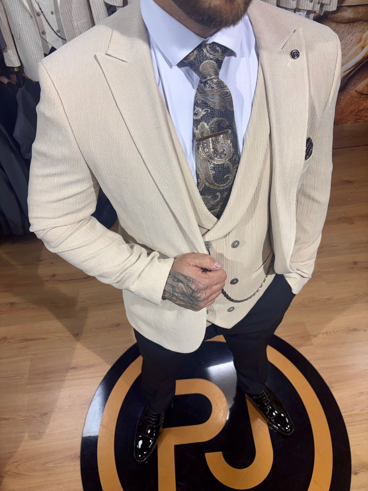 Van Doren - Light Beige 3 Piece Suit