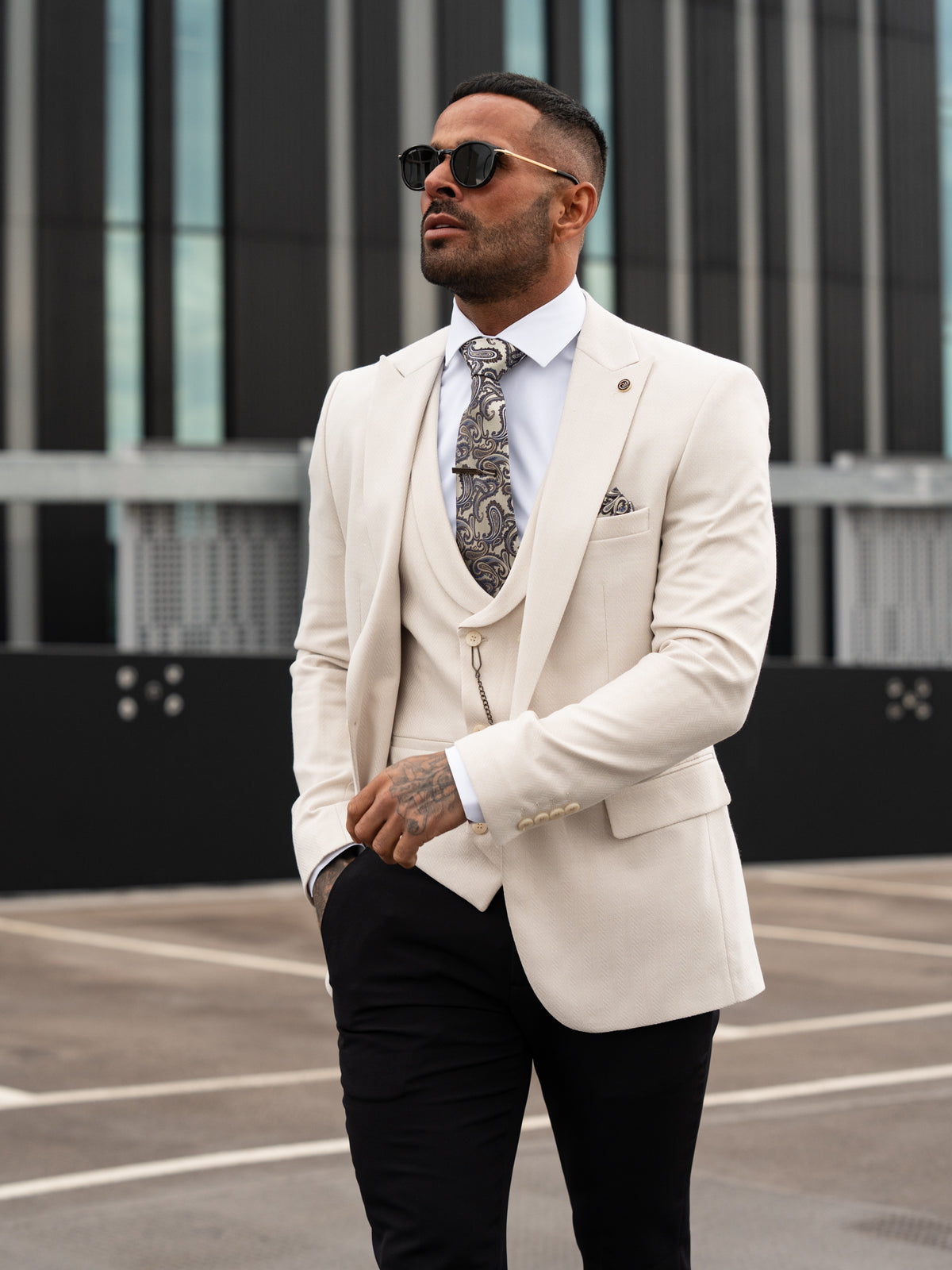 Valerian - Light Beige 3 Piece Suit