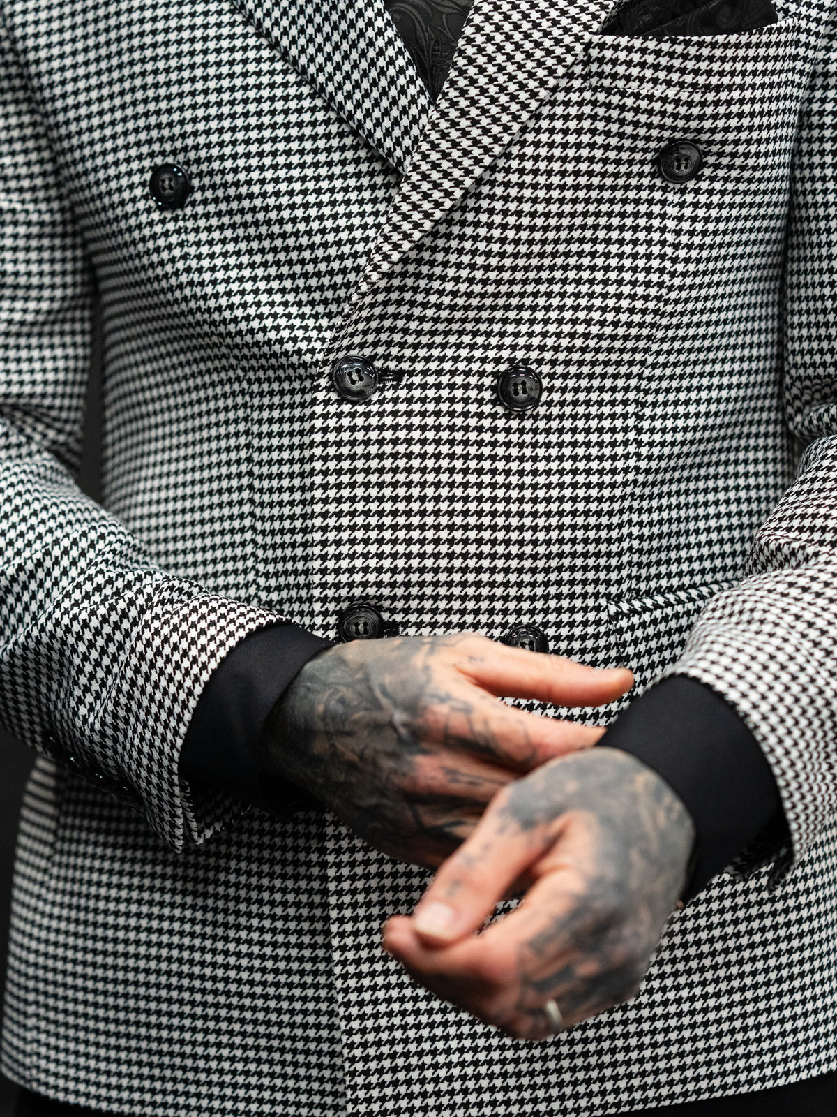 Kensington - Black/White 2 Piece Suit