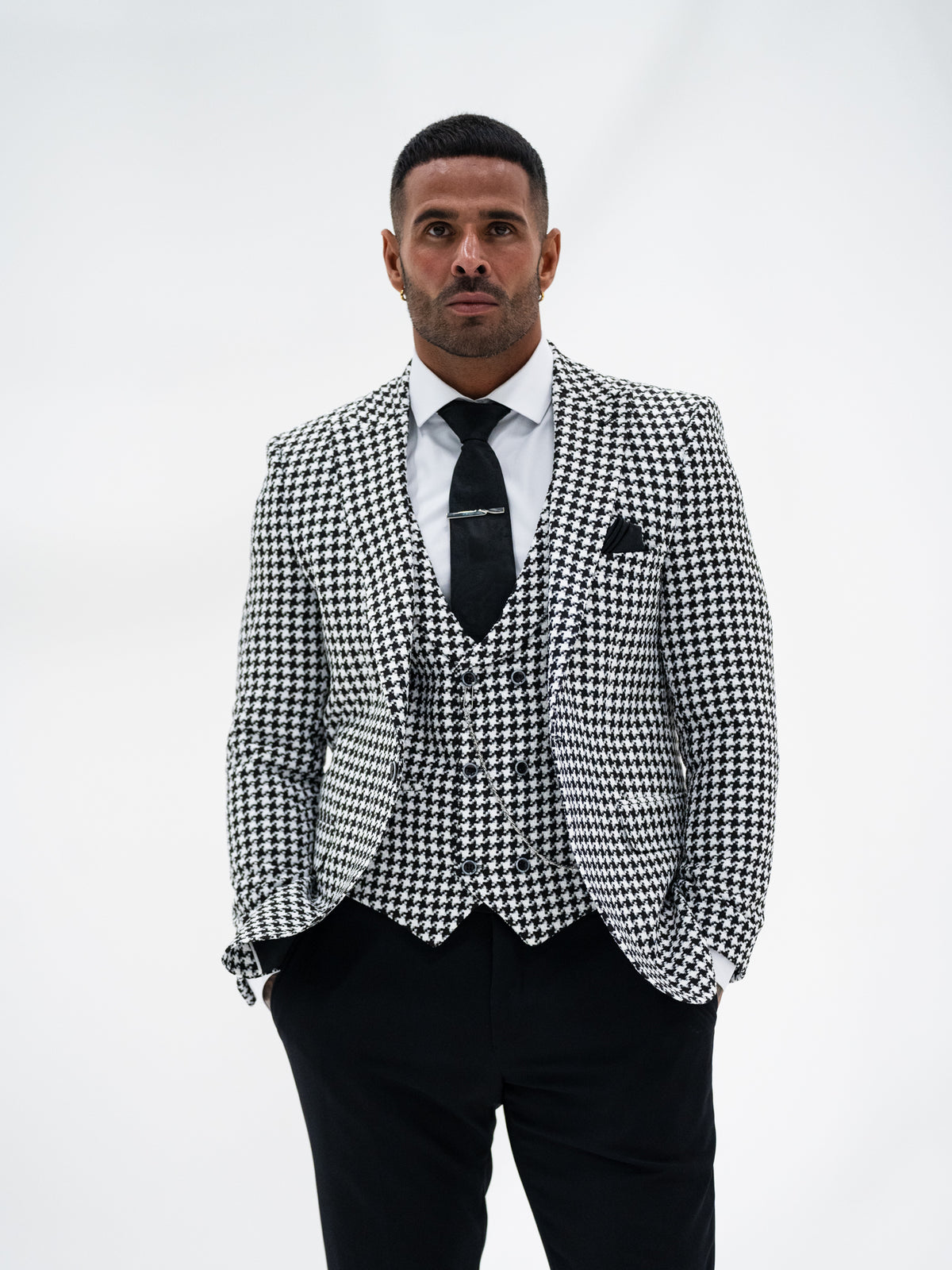 Victor - Black/White 3 Piece Suit