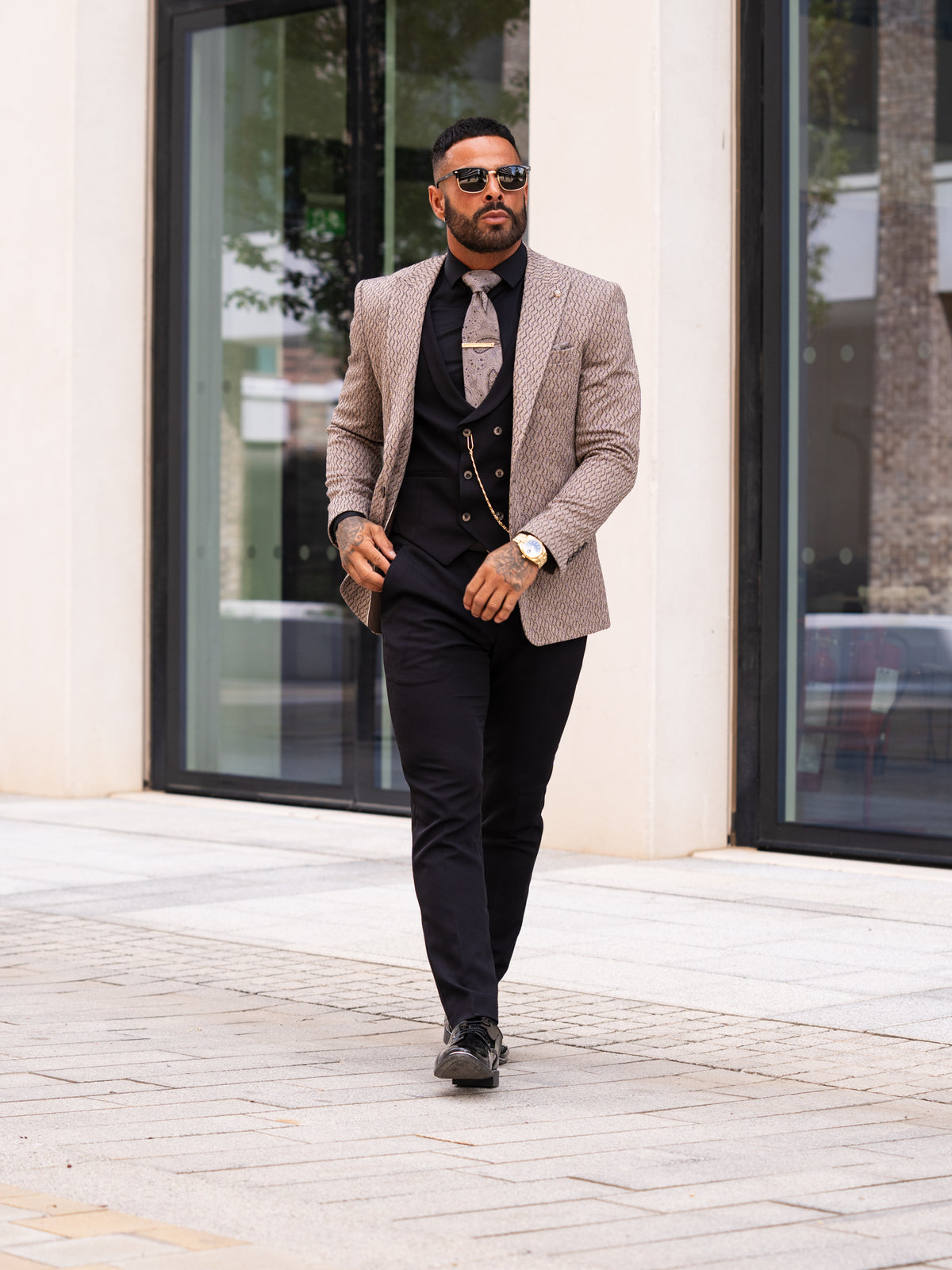 Armando - Brown/Black 3 Piece Suit