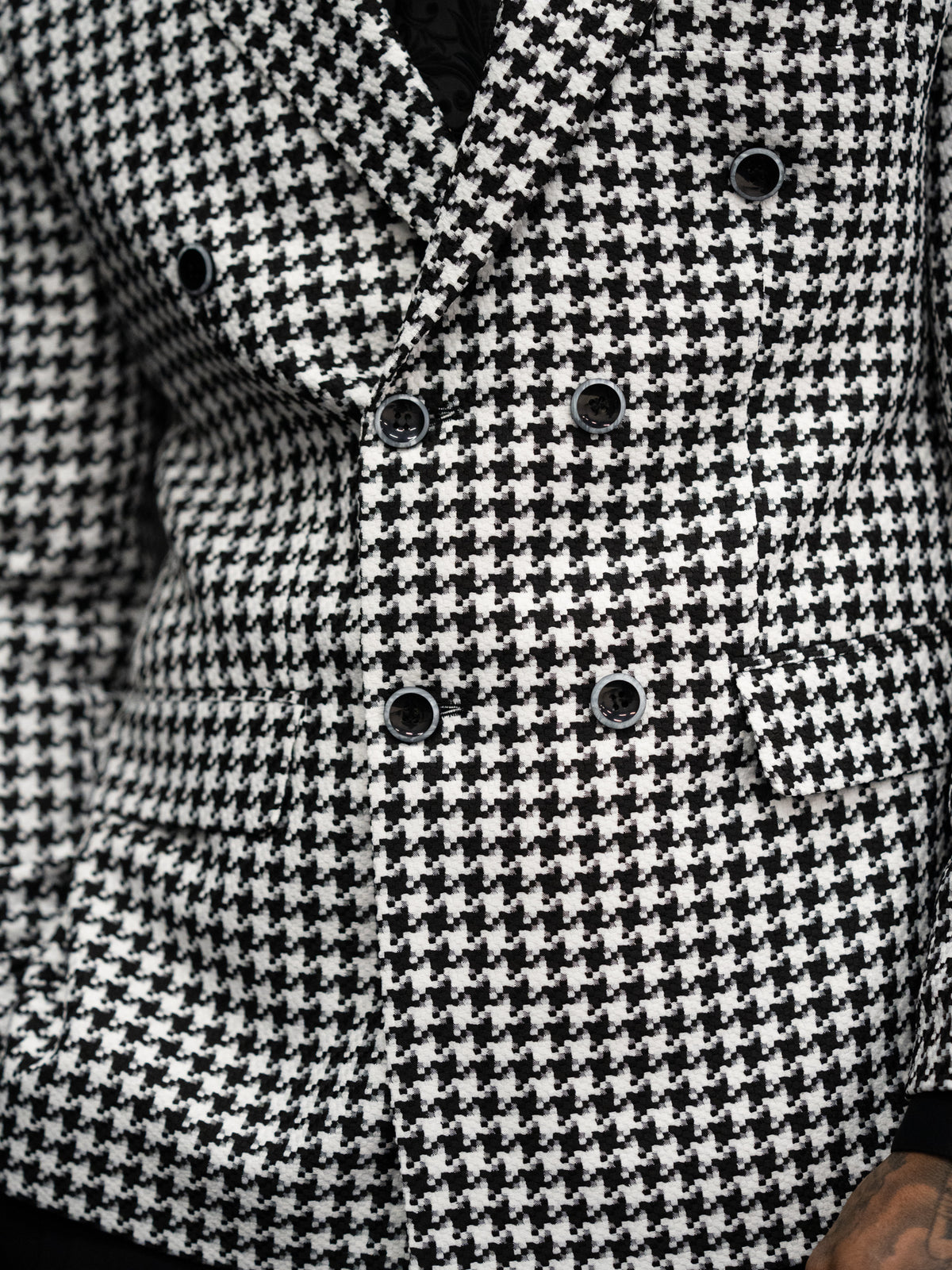 Mayfair - Black/White 2 Piece Suit