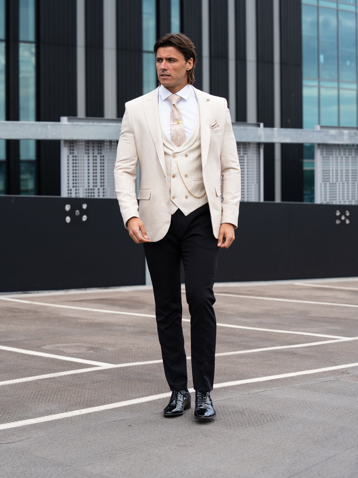 Finlay - Cosmic Latte 3 Piece Suit