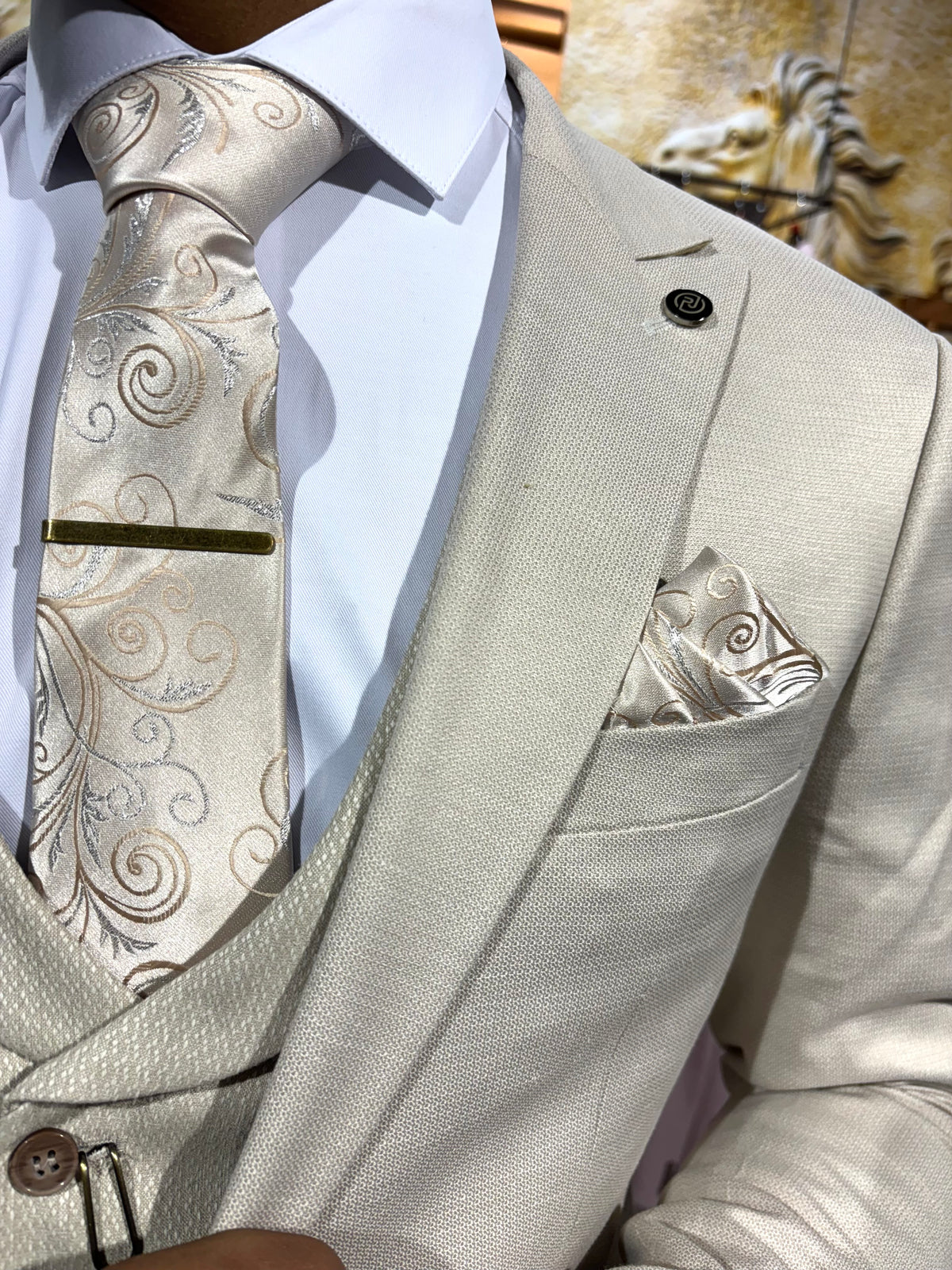 Belfast - Beige 3 Piece Suit