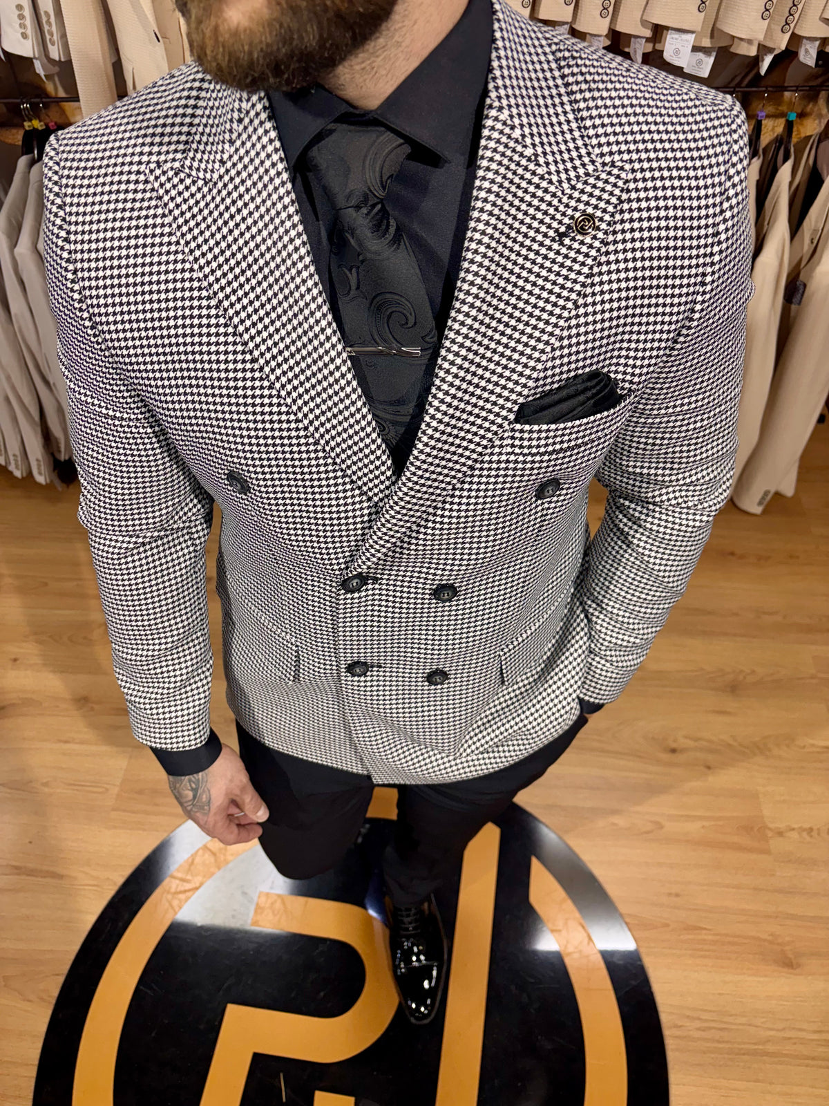 Kensington - Black/White 2 Piece Suit