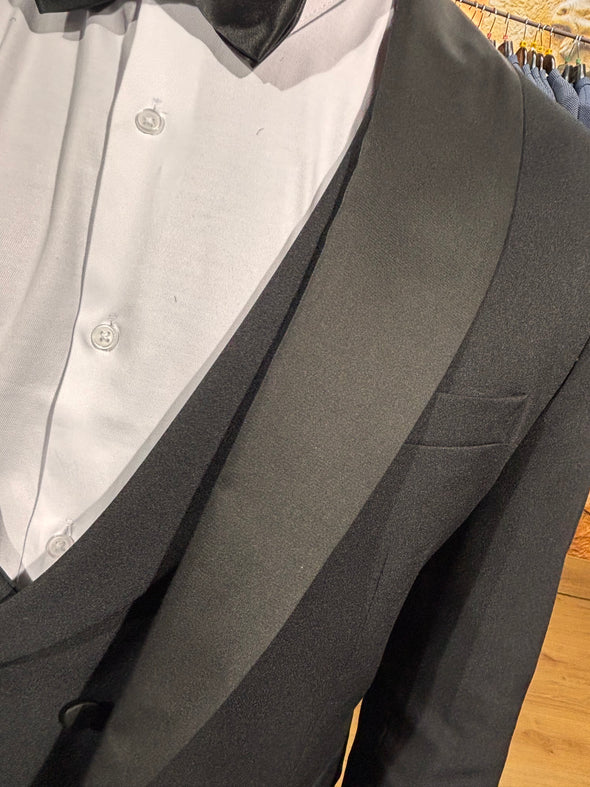 Essential Tuxedo - Black