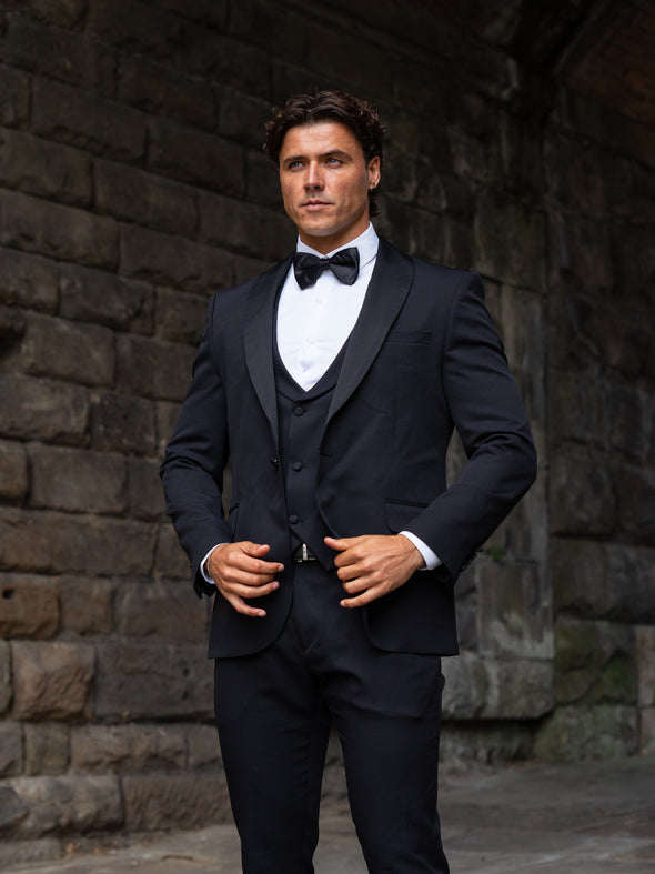 Essential Tuxedo - Black