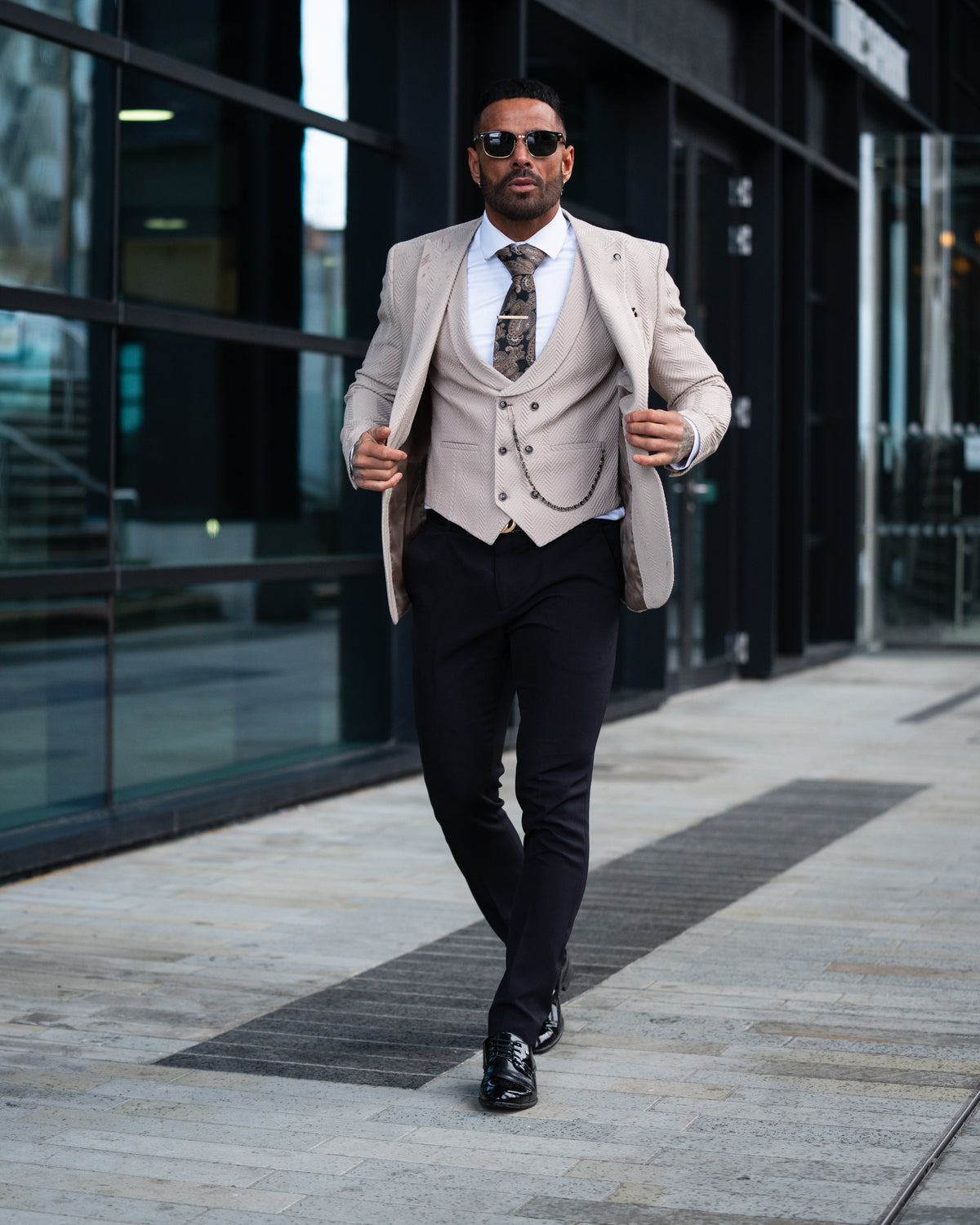 Milligan - Beige 3 Piece Suit