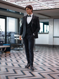 V2 Essential Tuxedo - Black