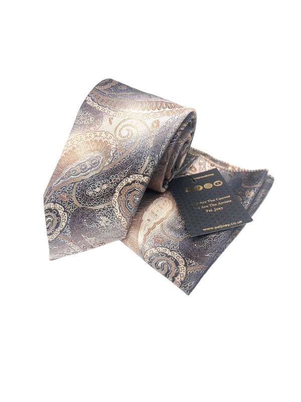 Tie set 
