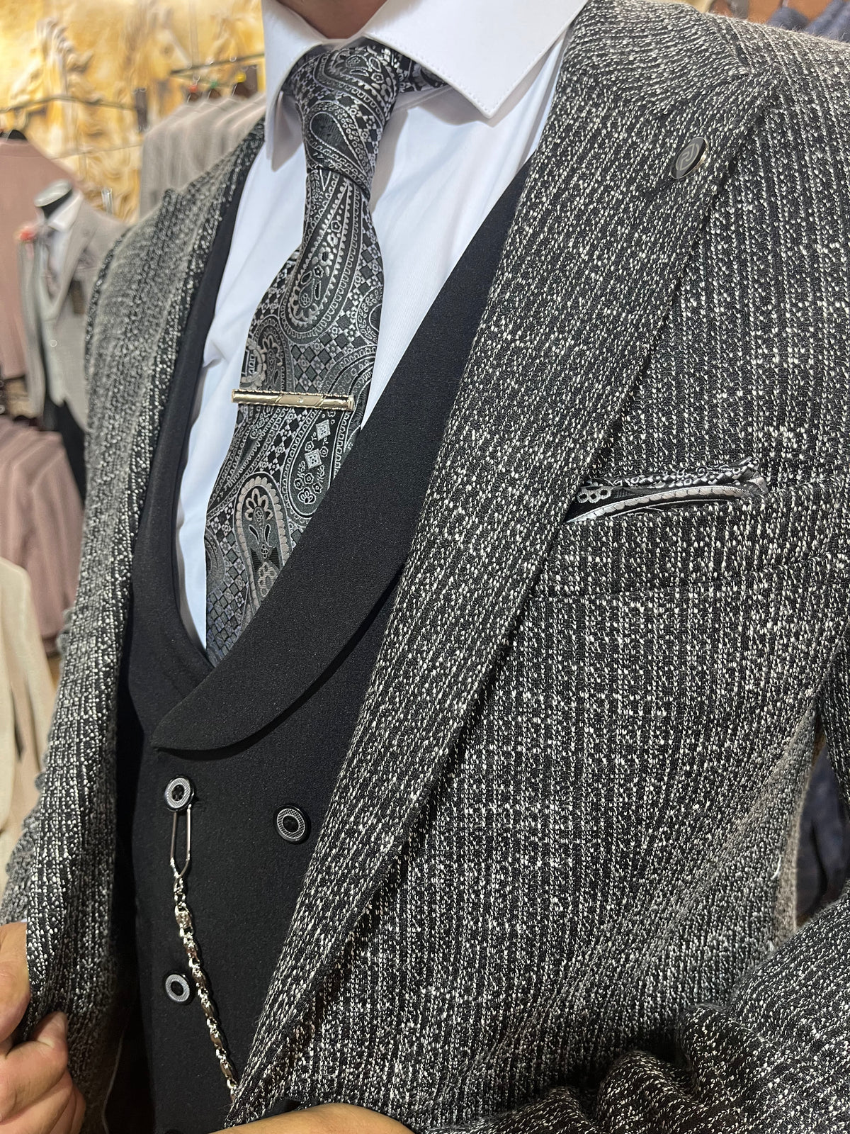 Berrugi - Black/White 3 Piece Suit