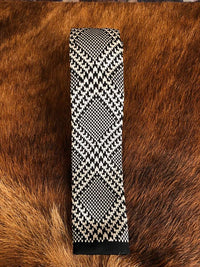 Knitted Flat Edge Pattern Tie - Black/White