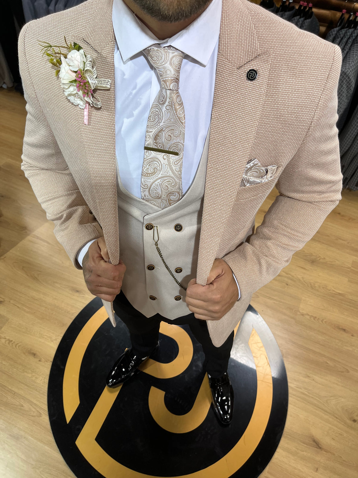 Drogba - Apricot/Cream 3 Piece Suit