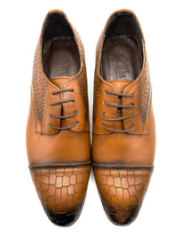 Pebble Toe Brogue Shoe - Tan